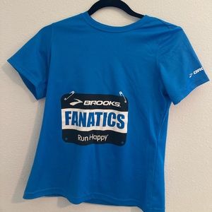 Blue brooks workout t shirt